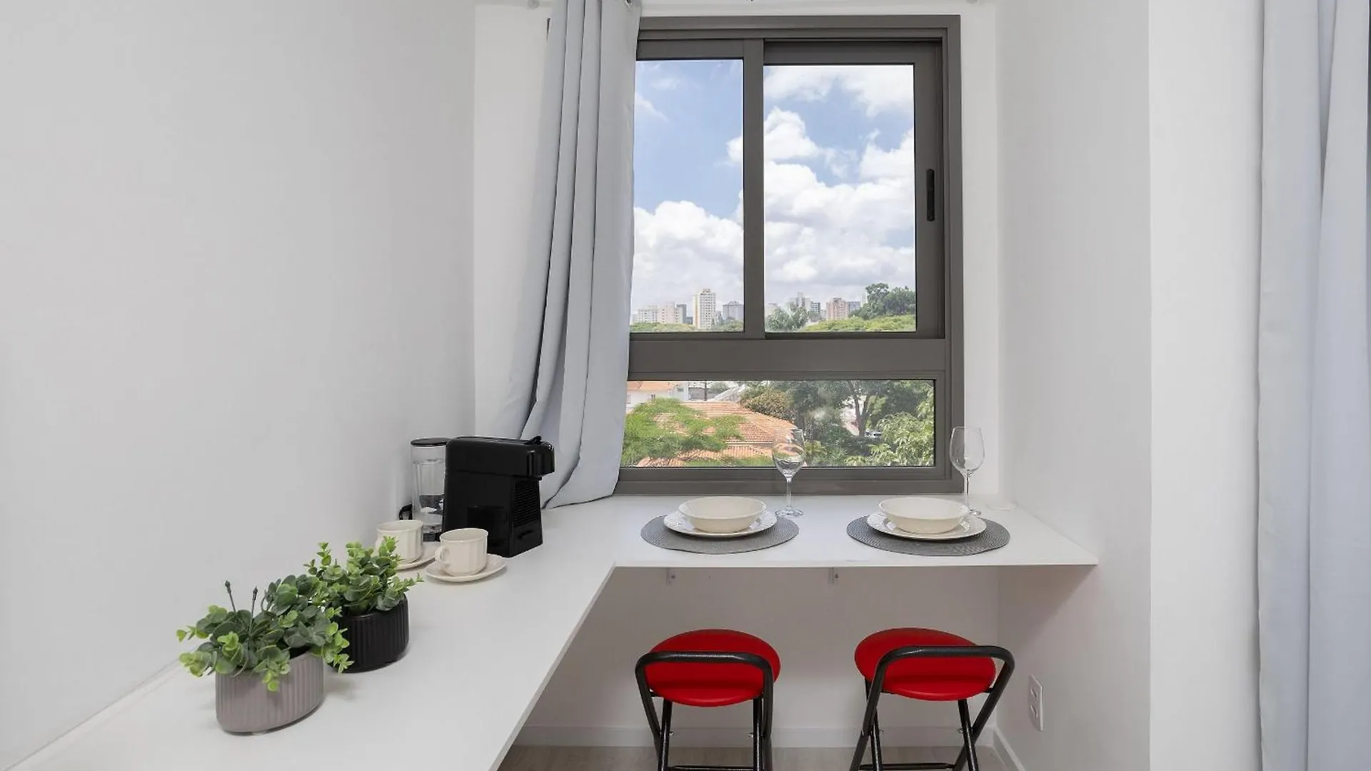 Quad Studios Campo Belo Sao Paulo Apartment